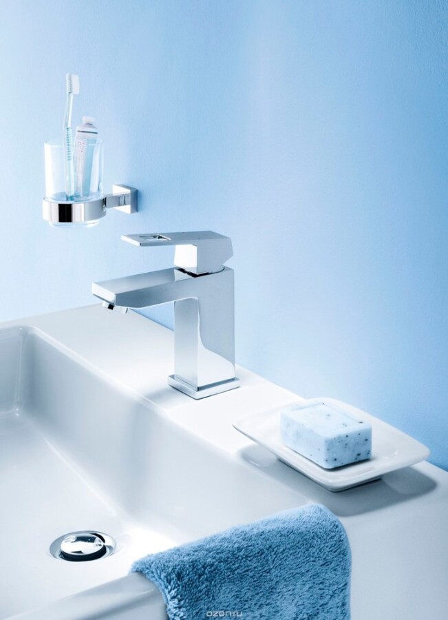 Grohe Eurocube 23132000 смеситель для раковины 28 мм