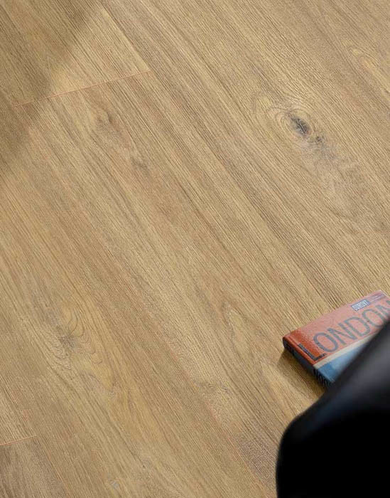 Ламинат напольный Egger Pro Comfort Flooring Long Дуб Беннетт натуральный EPC009