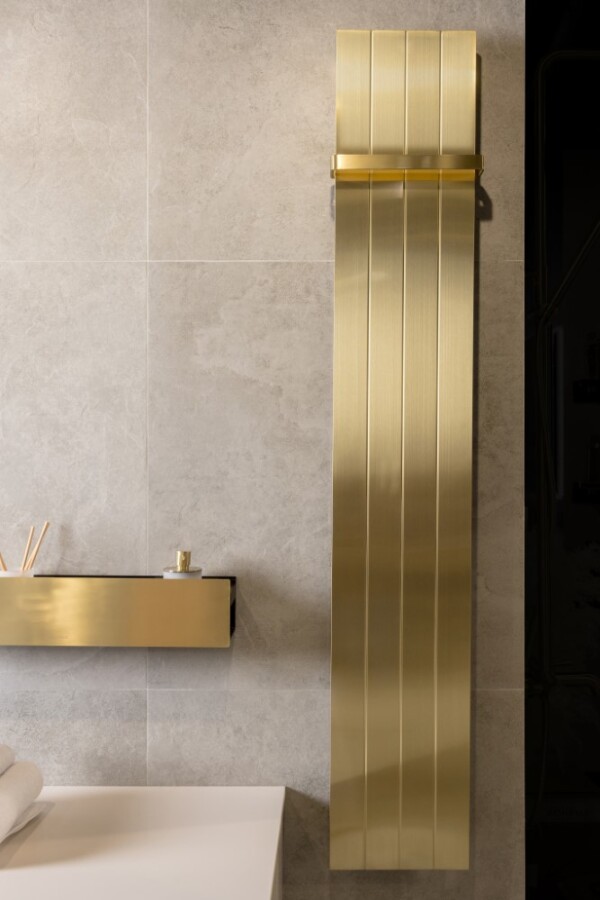 Полотенцесушитель электрический 140W Boheme Flat Matt Gold 725-MG