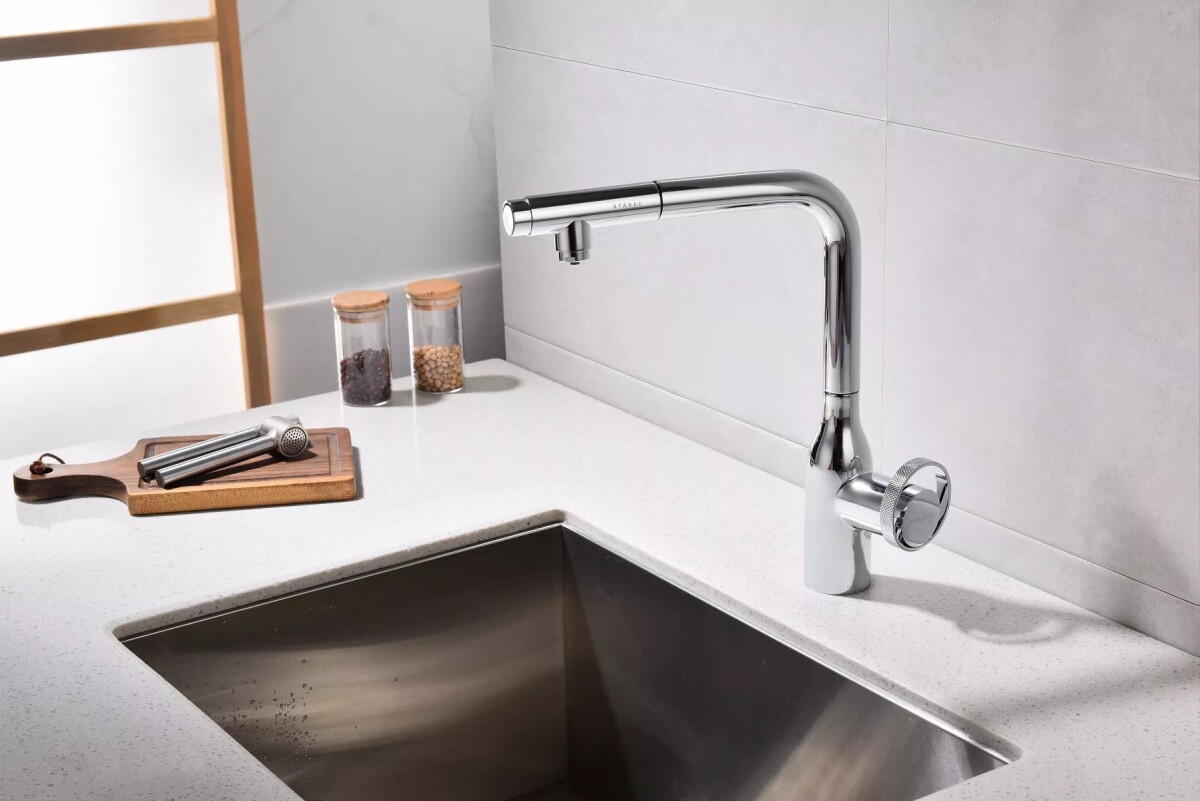 Смеситель для кухни с выдвижным изливом Urban Ur213104-CR