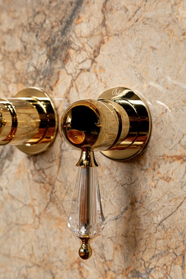 Смеситель для раковины из стены Boheme Imperiale Ripresa Золото с кристаллом Swarovski 327