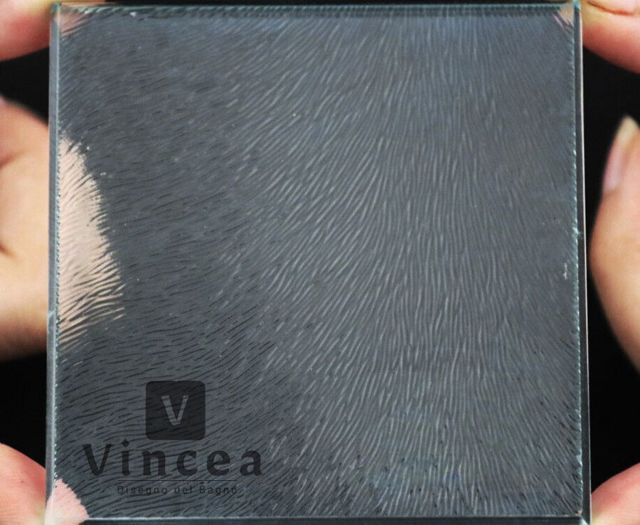 Vincea Garda душевая дверь VDS-1G120CHB профиль черный, рифленое