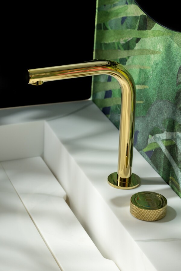 Смеситель автоматический для раковины на 2 отв. Boheme Tech Gold 158-G