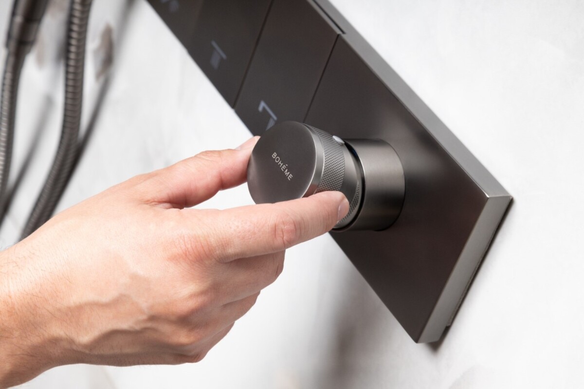 Душевая система трехпозиционная с изливом Boheme Zodiac Gun Metal 132-2-GM