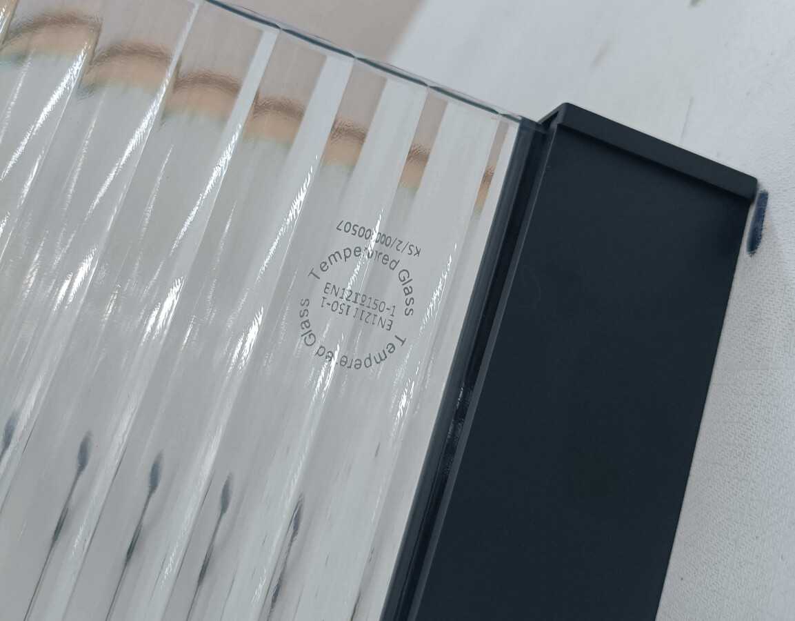 Aquatek AQ.WI.140.2BL Душевая перегородка Walk In 140см с держателем 1200мм черный матовый