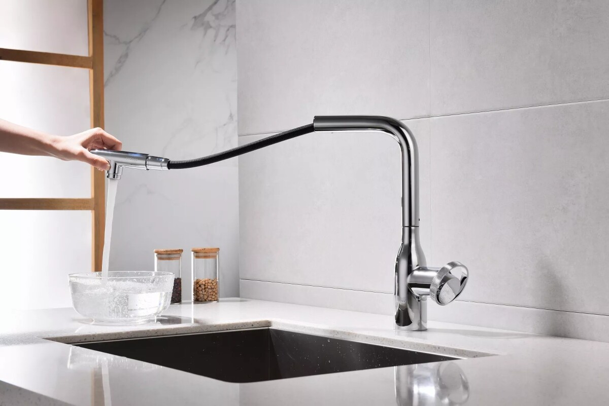 Смеситель для кухни с выдвижным изливом Urban Ur213104-CR