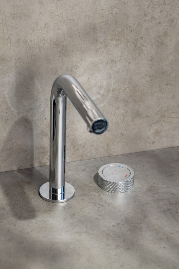 Смеситель автоматический для раковины на 2 отв. Boheme Tech Хром 158-CR