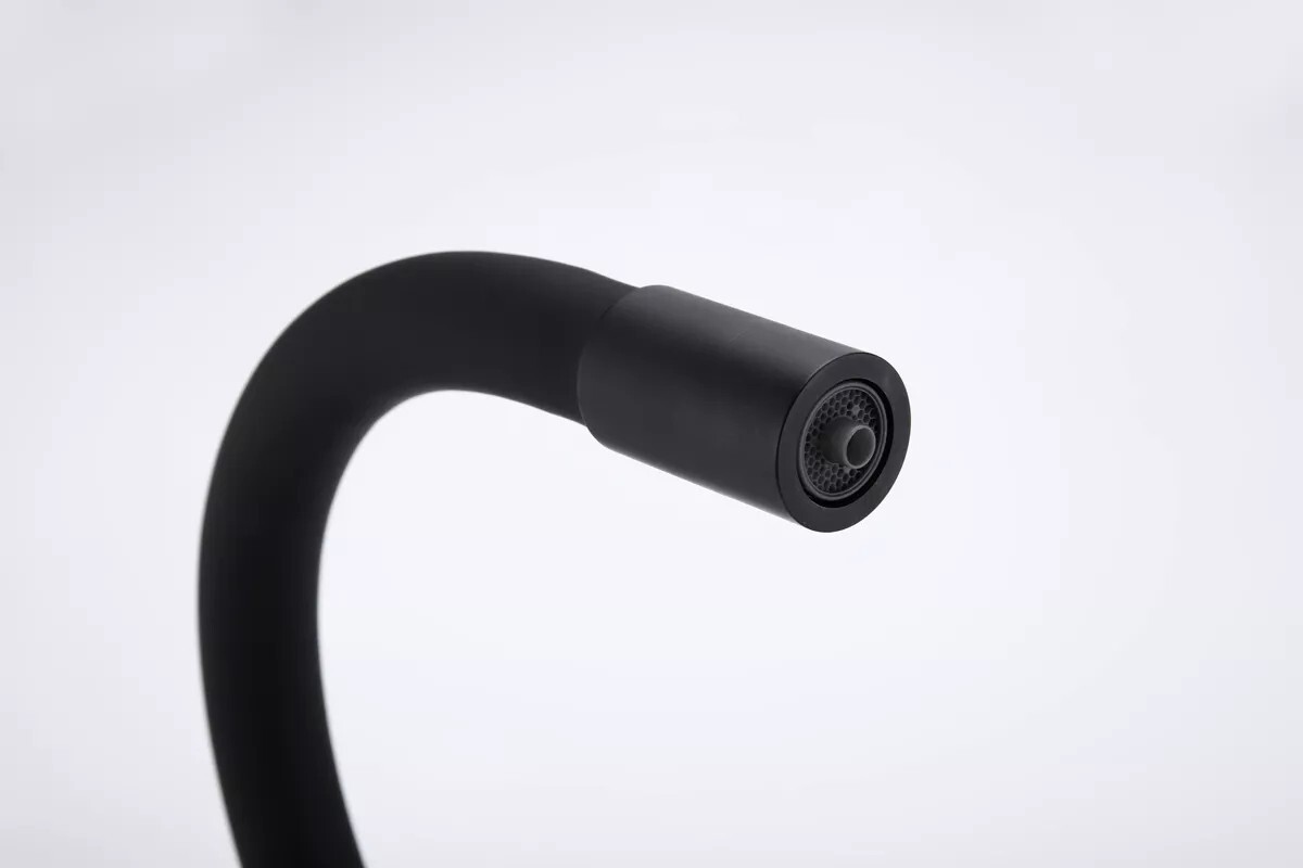 Смеситель для кухни под фильтр с гибким изливом Salix Sa213419-401
