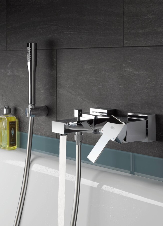 Grohe Sail Cube 23438000 смеситель для ванны хром