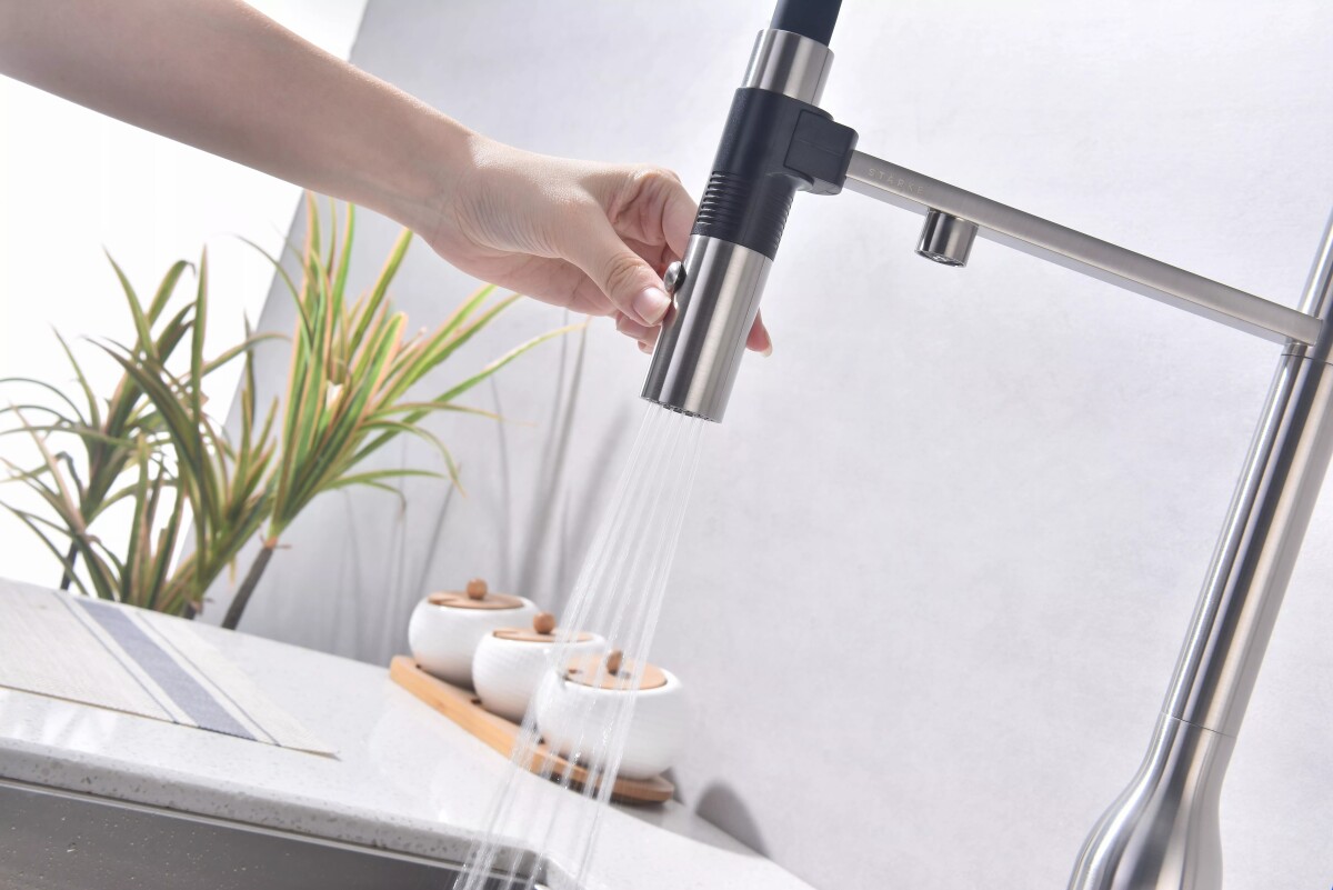 Смеситель для кухни Magneto One Ma213188-BS