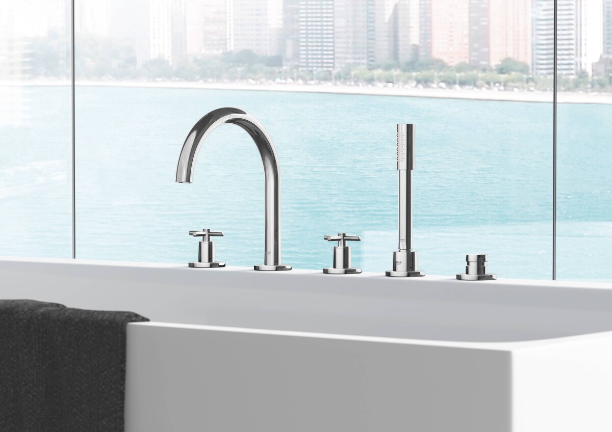 Grohe Atrio New 19923003 смеситель на борт ванны хром