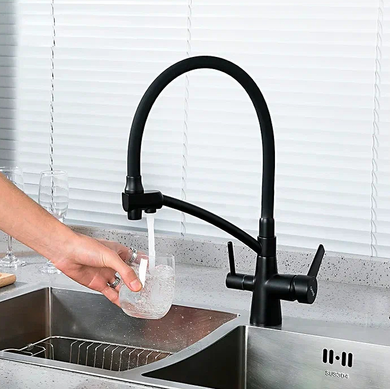 Смеситель для кухни со встроенным фильтром (краном) под питьевую воду Gappo G4398-16