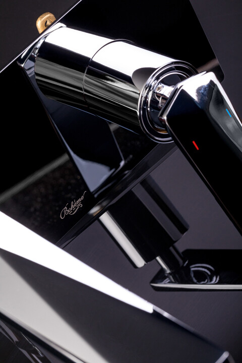 Смеситель для раковины из стены Boheme Venturo Хром 375