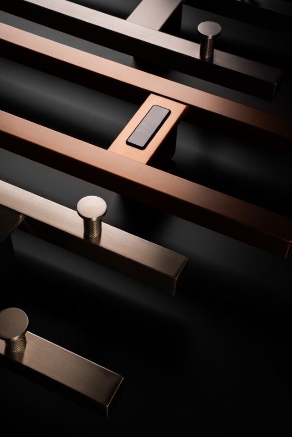 Полотенцесушитель электрический 170W Boheme Duo Brushed Bronze 728-BRB