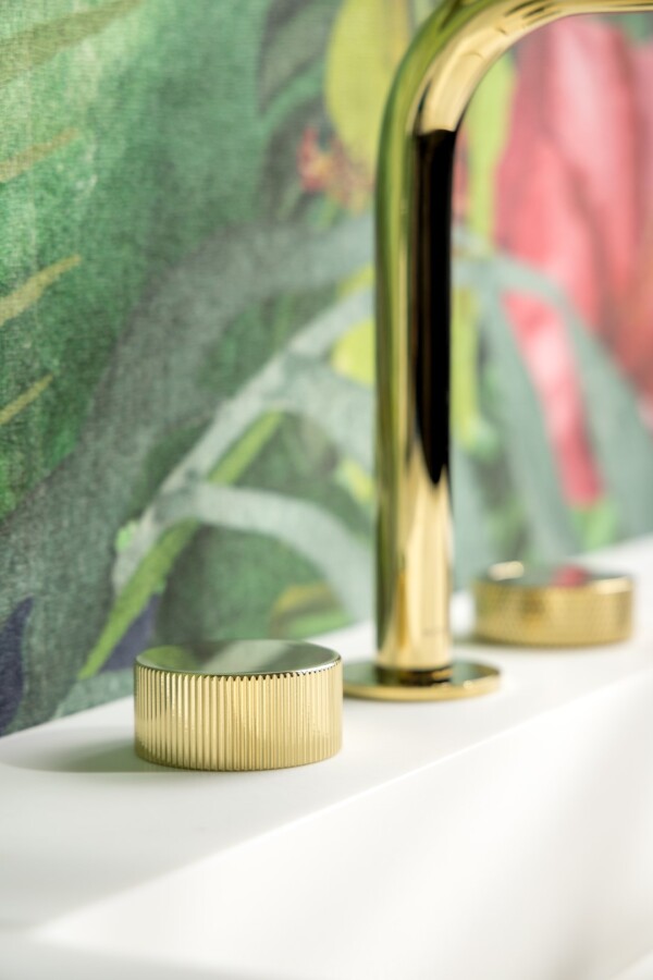 Смеситель для раковины Boheme Stick ручка Linea на 3 отв. Gold 152-G.3