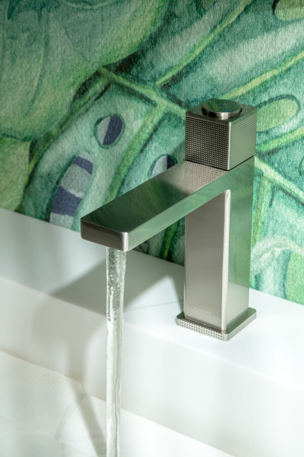 Смеситель автоматический для раковины Boheme Quad Nikel Brush 159-NB