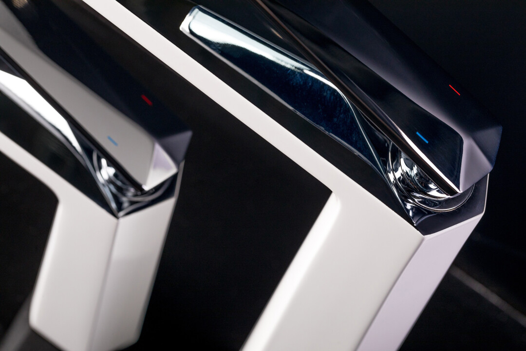 Смеситель для умывальника высокий Boheme Venturo Белый / Хром 372-W