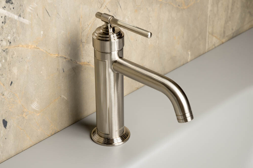 Смеситель для умывальника Boheme Eterna Nickel Brush 171-NB