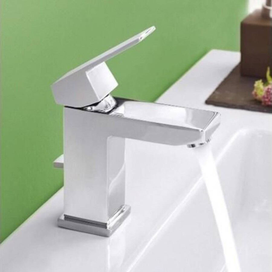 Grohe Sail Cube 23435000 смеситель для раковины 28 мм