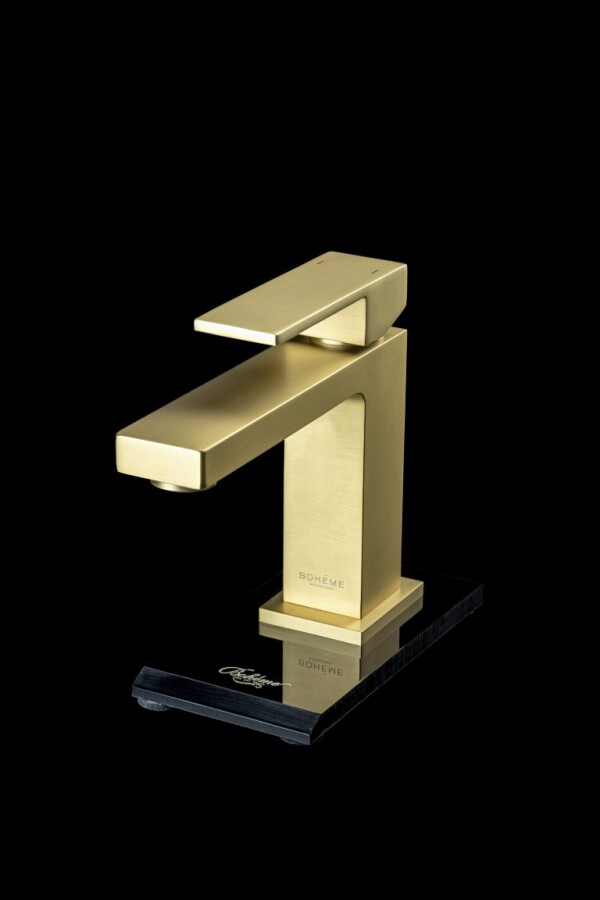 Смеситель для умывальника Boheme Qubic Matt Gold 471-MG
