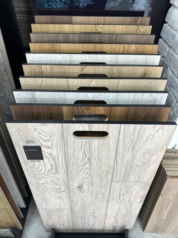 Водостойкий SPC ламинат CronaFloor GS 4V Дуб Каменный 1200х180х5.0 Т088167