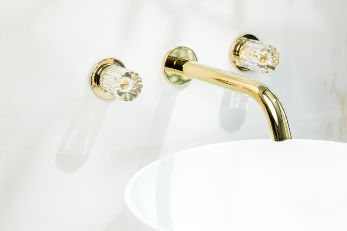 Смеситель для раковины из стены Boheme Elegante Золото 152-2-G-EL