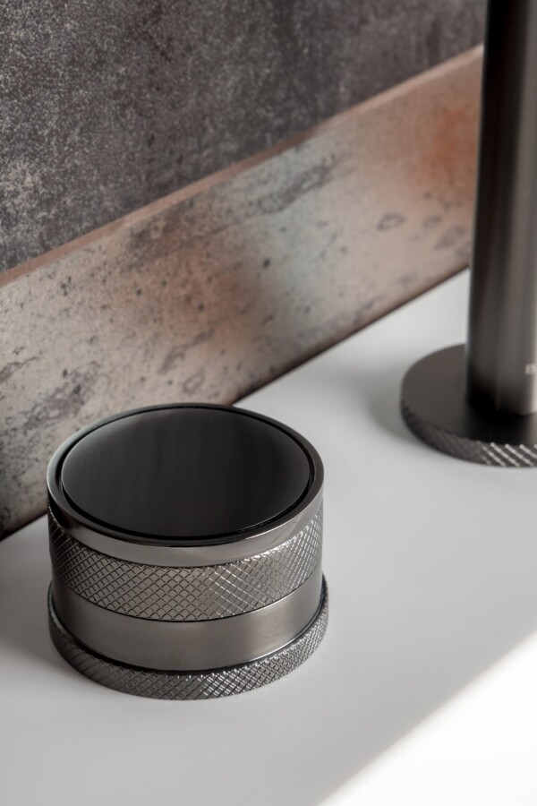 Смеситель для раковины Boheme Prestige Gun Metal на 3 отв. 152-GM-PR