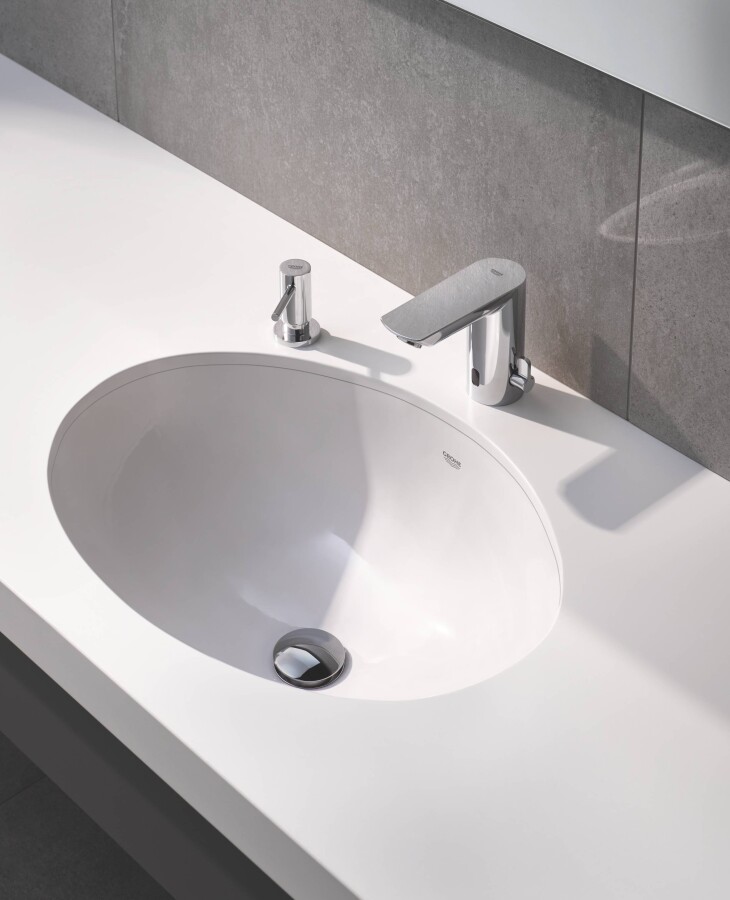 Grohe Bau Cosmopolitan E 36451000 смеситель для раковины инфракрасный