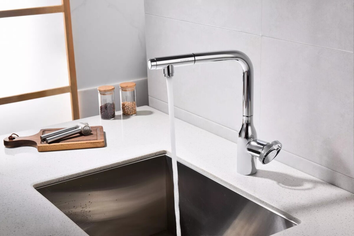 Смеситель для кухни с выдвижным изливом Urban Ur213104-CR