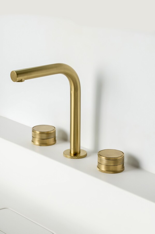 Смеситель для раковины Boheme Prestige Mat Gold на 3 отв. 152-MG-PR